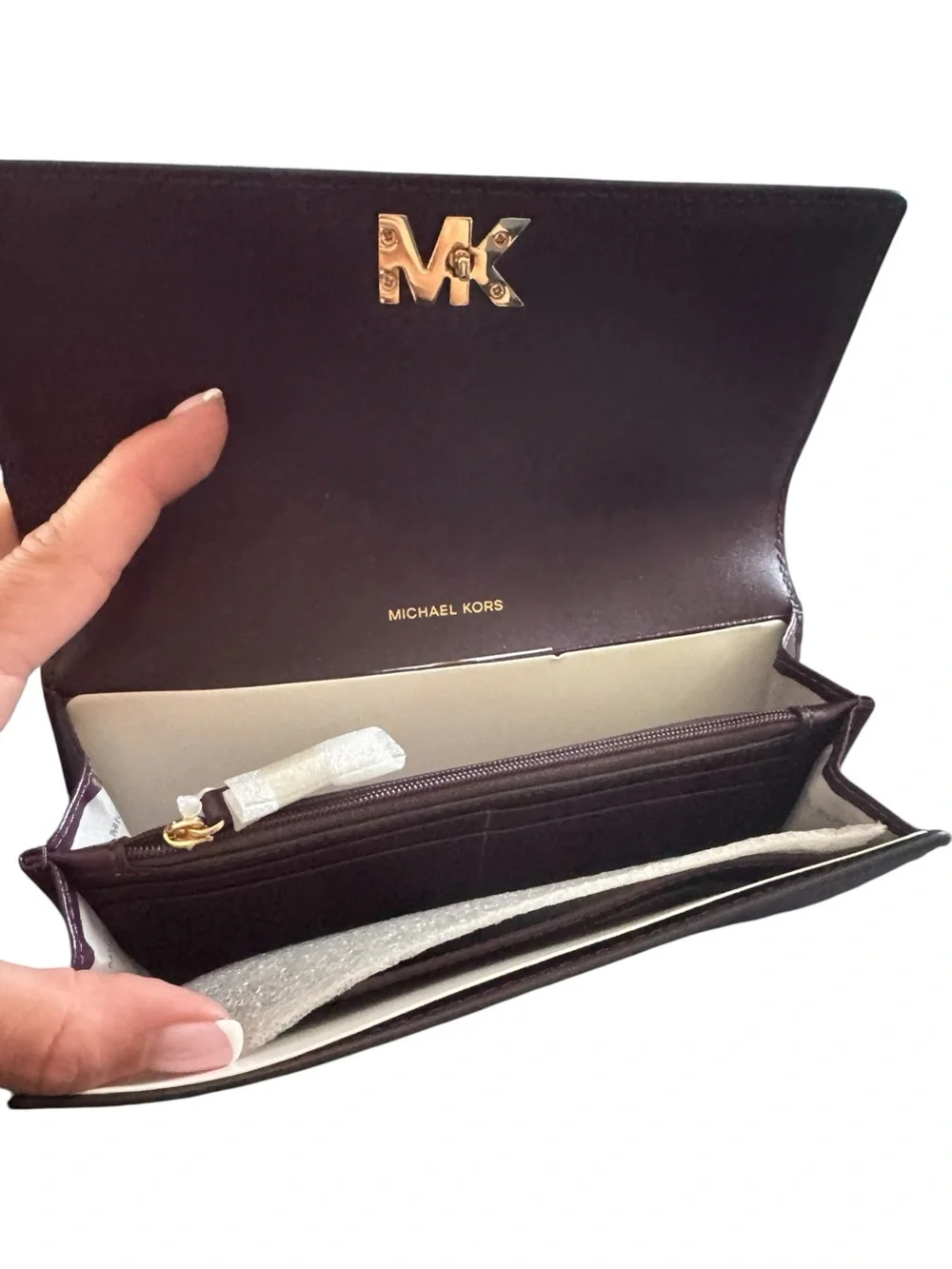 MICHAEL KORS MOTT CARRY ALL WALLET NWOT - Picture 4 of 8